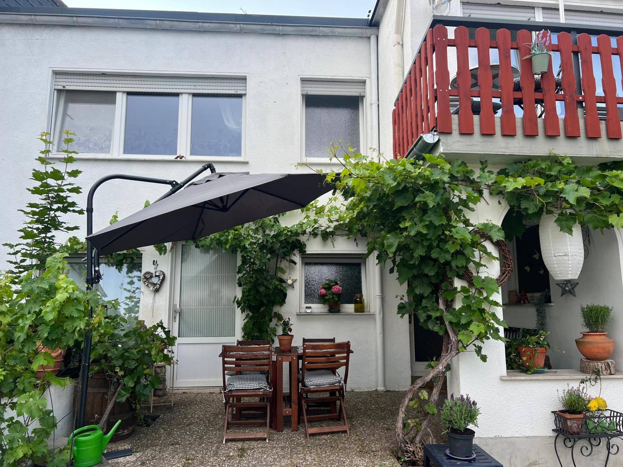 Apartment Am Rotweinwanderweg Bad Neuenahr-Ahrweiler Dış mekan fotoğraf